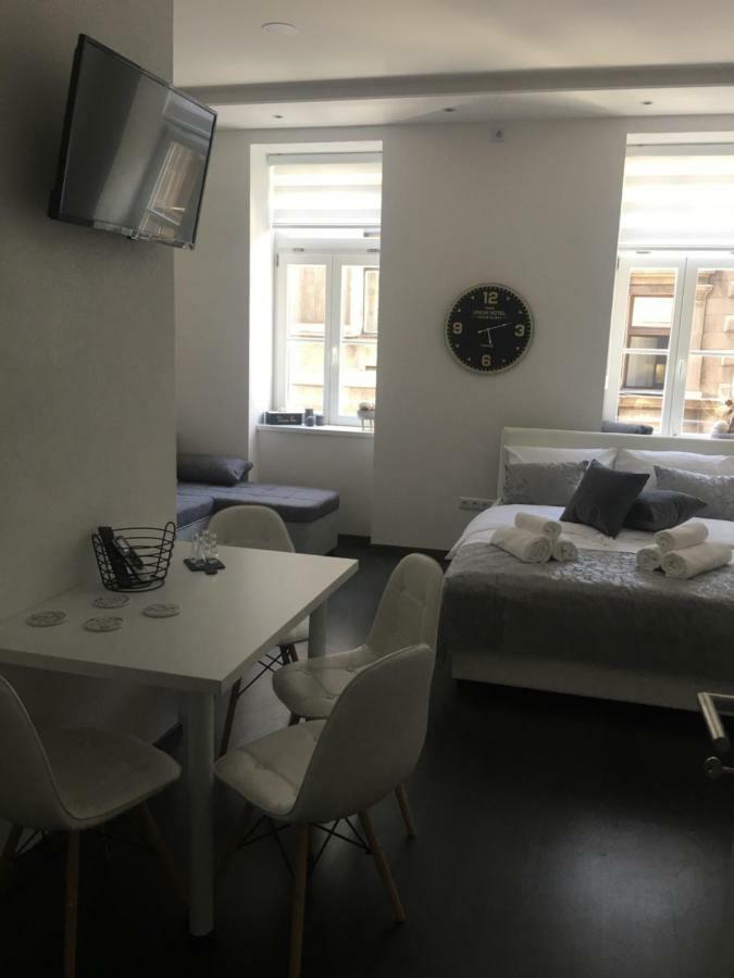 Antwerp Appartments ซาราเยโว ภายนอก รูปภาพ
